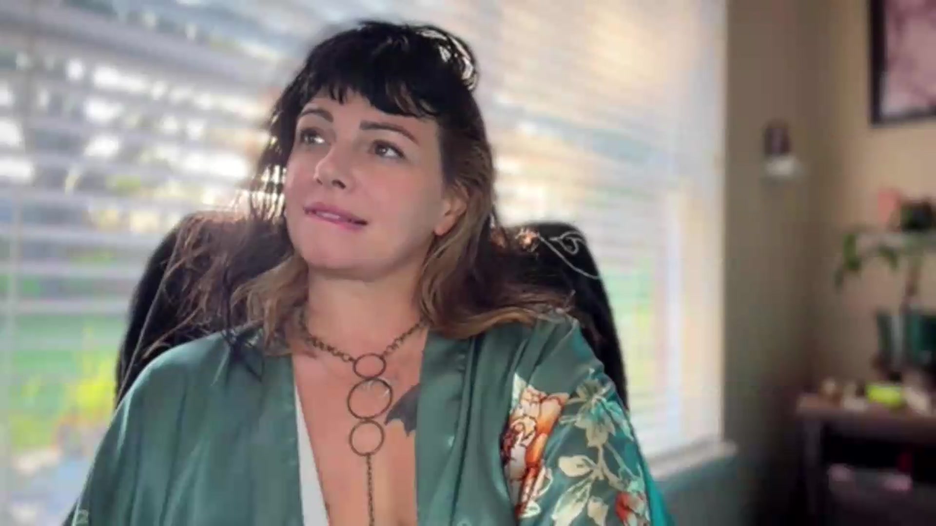 Gallery image thumbnail from KissMyTulips's myfreecams stream on, 07/29/2026, 11:52 image 12 of 20