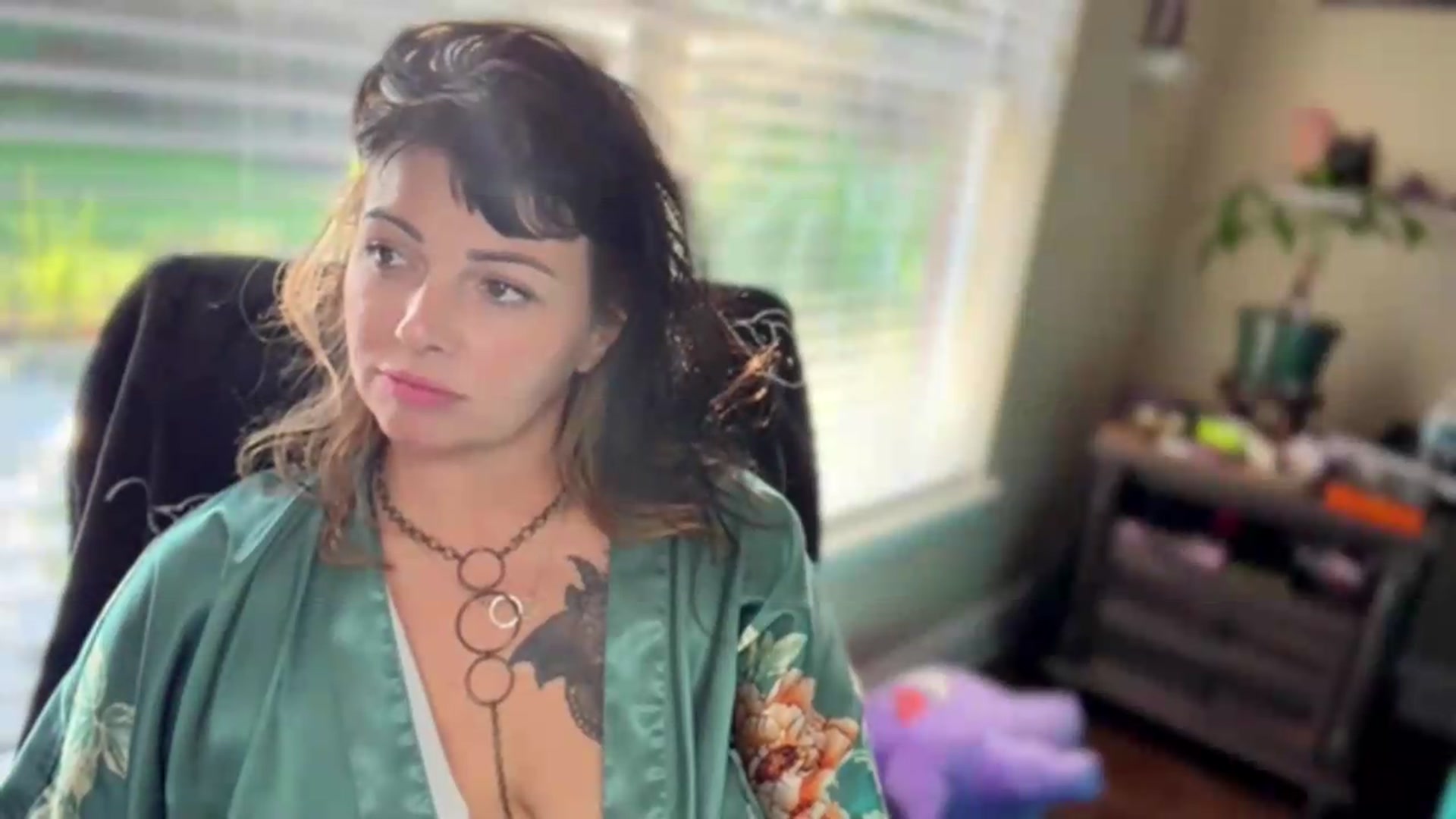 Gallery image thumbnail from KissMyTulips's myfreecams stream on, 07/29/2026, 11:52 image 13 of 20