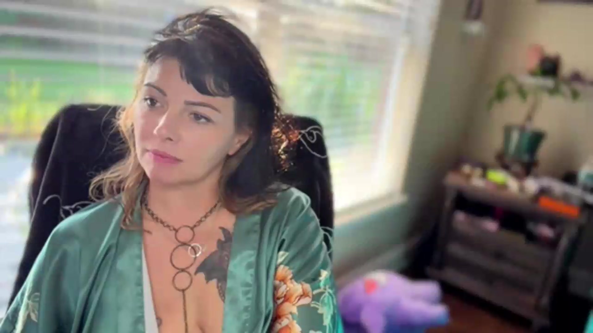 Gallery image thumbnail from KissMyTulips's myfreecams stream on, 07/29/2026, 11:52 image 15 of 20