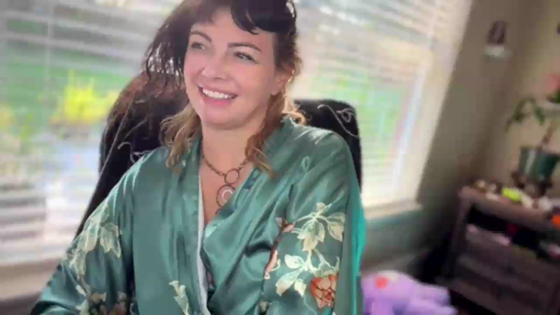 Gallery image thumbnail from KissMyTulips's myfreecams stream on, 07/29/2026, 11:52 image 1 of 20