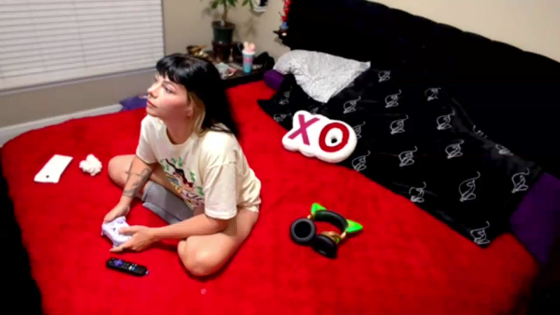 Gallery image thumbnail from KissMyTulips's myfreecams stream on, 08/08/2026, 08:15 image 8 of 20