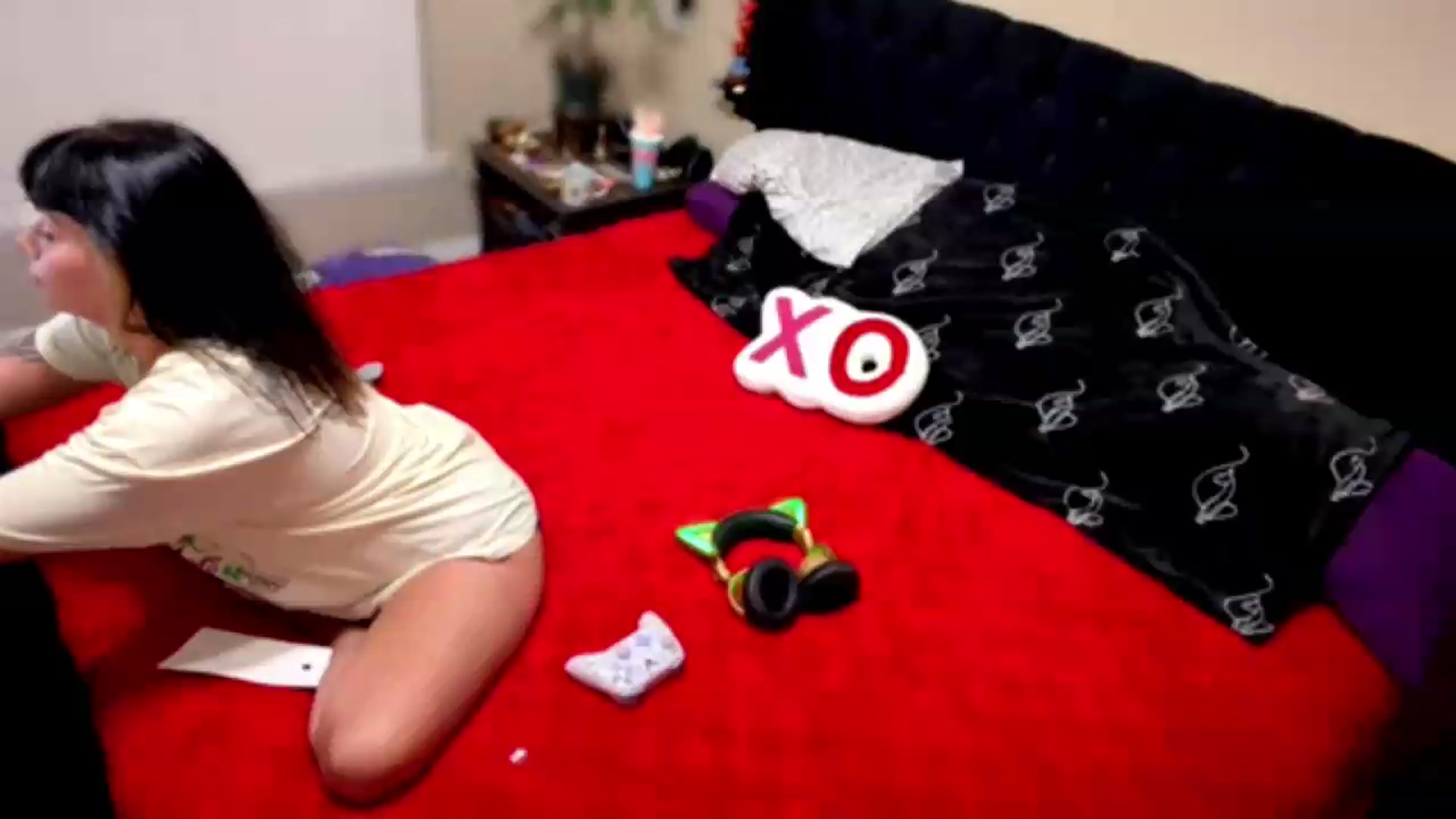 Gallery image thumbnail from KissMyTulips's myfreecams stream on, 08/08/2026, 08:15 image 5 of 20