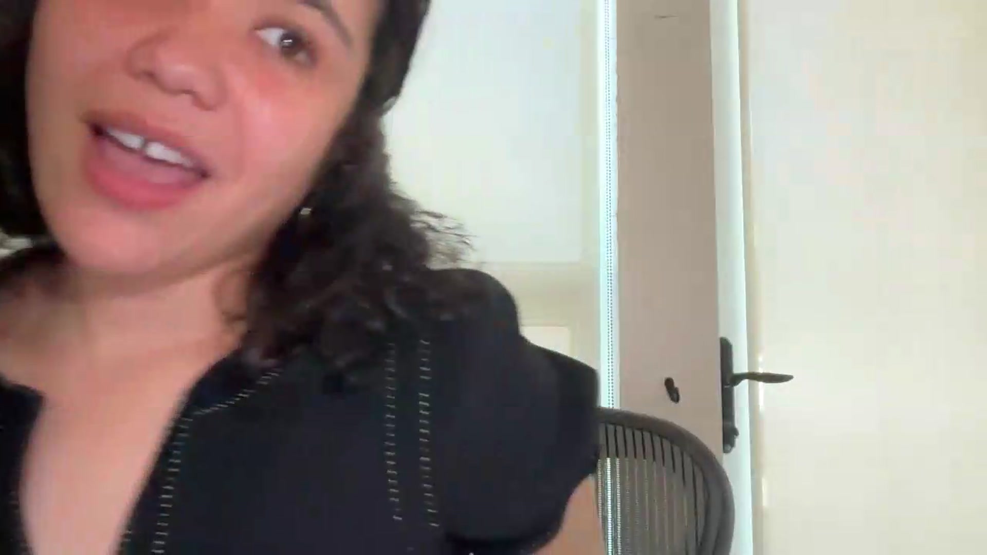 Gallery image thumbnail from KissZara's myfreecams stream on, 05/15/2026, 16:57 image 9 of 20