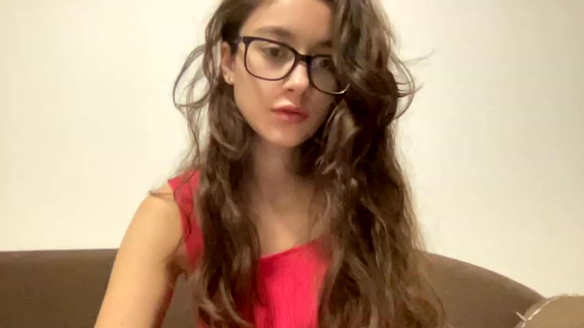 Gallery image thumbnail from Kiss_22's myfreecams stream on, 12/04/2022, 12:37 image 16 of 20