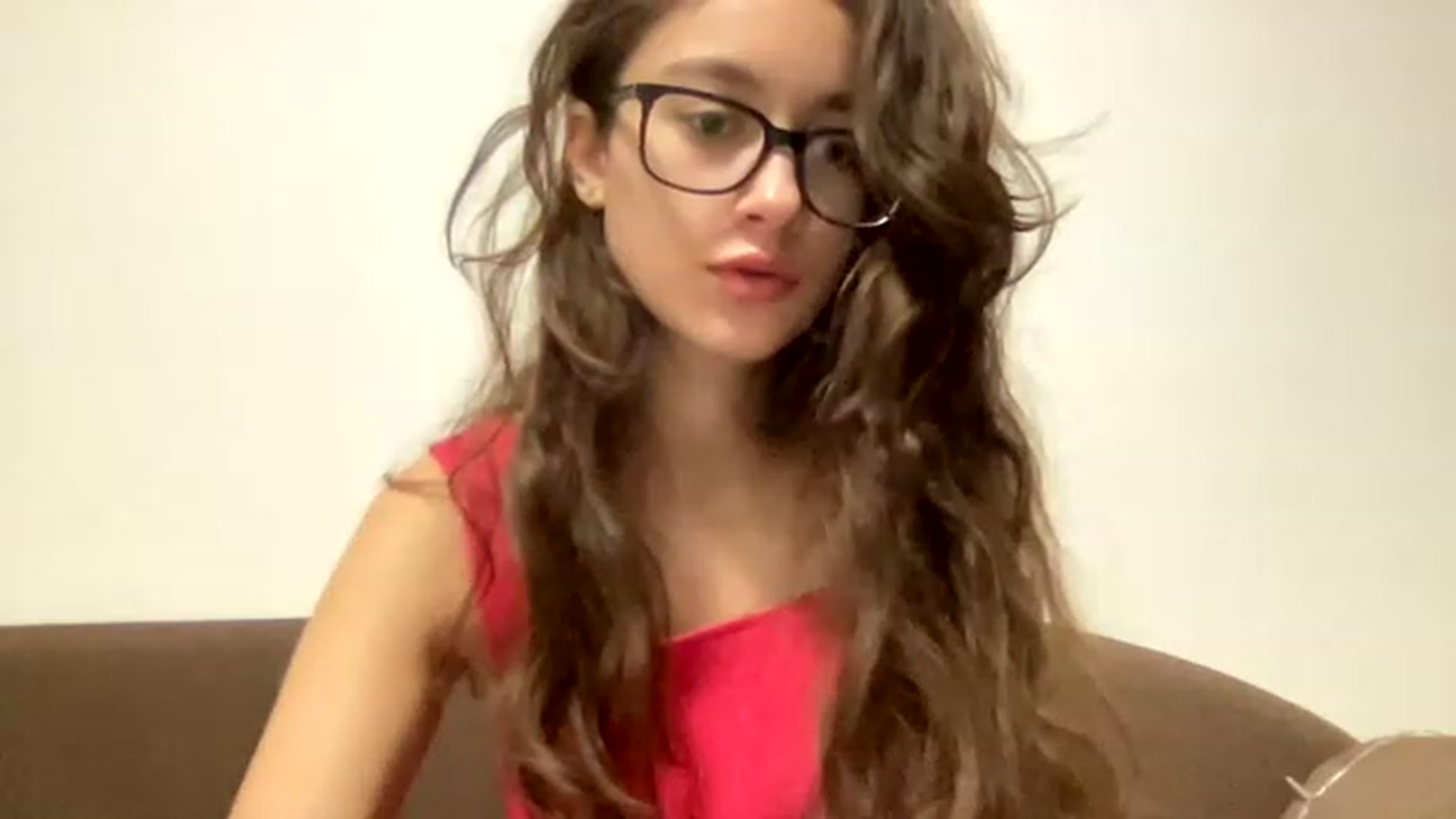 Gallery image thumbnail from Kiss_22's myfreecams stream on, 12/04/2022, 12:37 image 18 of 20