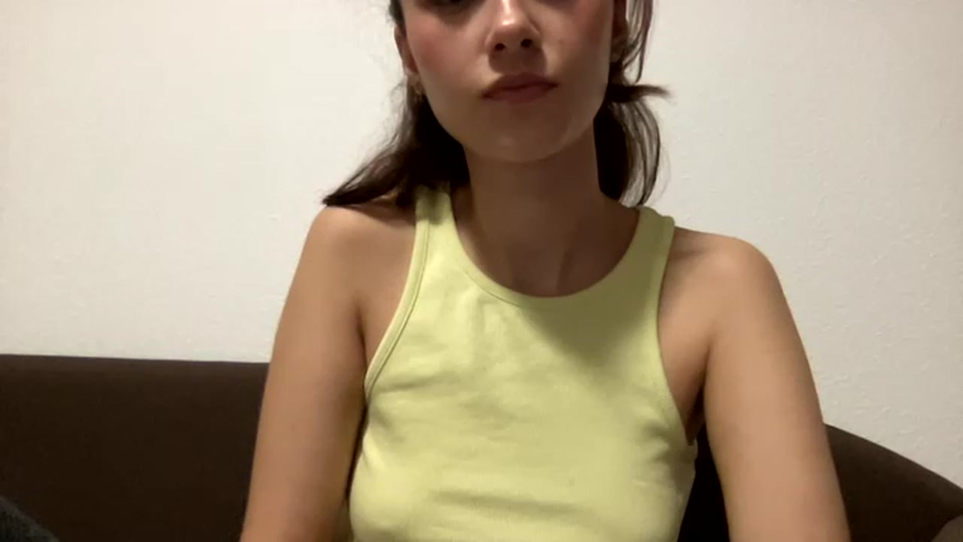 Gallery image thumbnail from Kiss_22's myfreecams stream on, 12/09/2022, 13:35 image 15 of 20