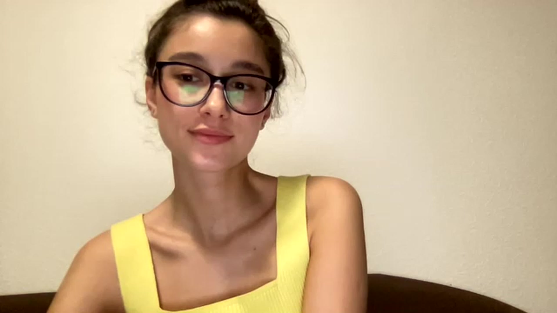 Gallery image thumbnail from Kiss_22's myfreecams stream on, 01/07/2023, 13:55 image 9 of 20