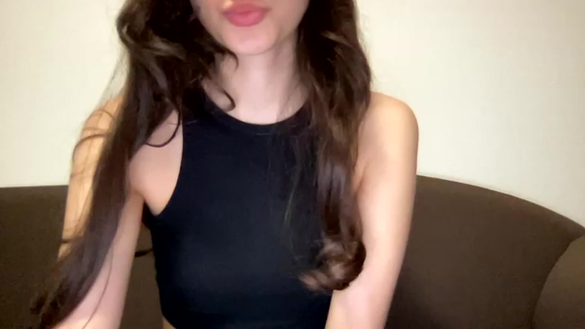 Gallery image thumbnail from Kiss_22's myfreecams stream on, 03/06/2023, 13:34 image 8 of 20