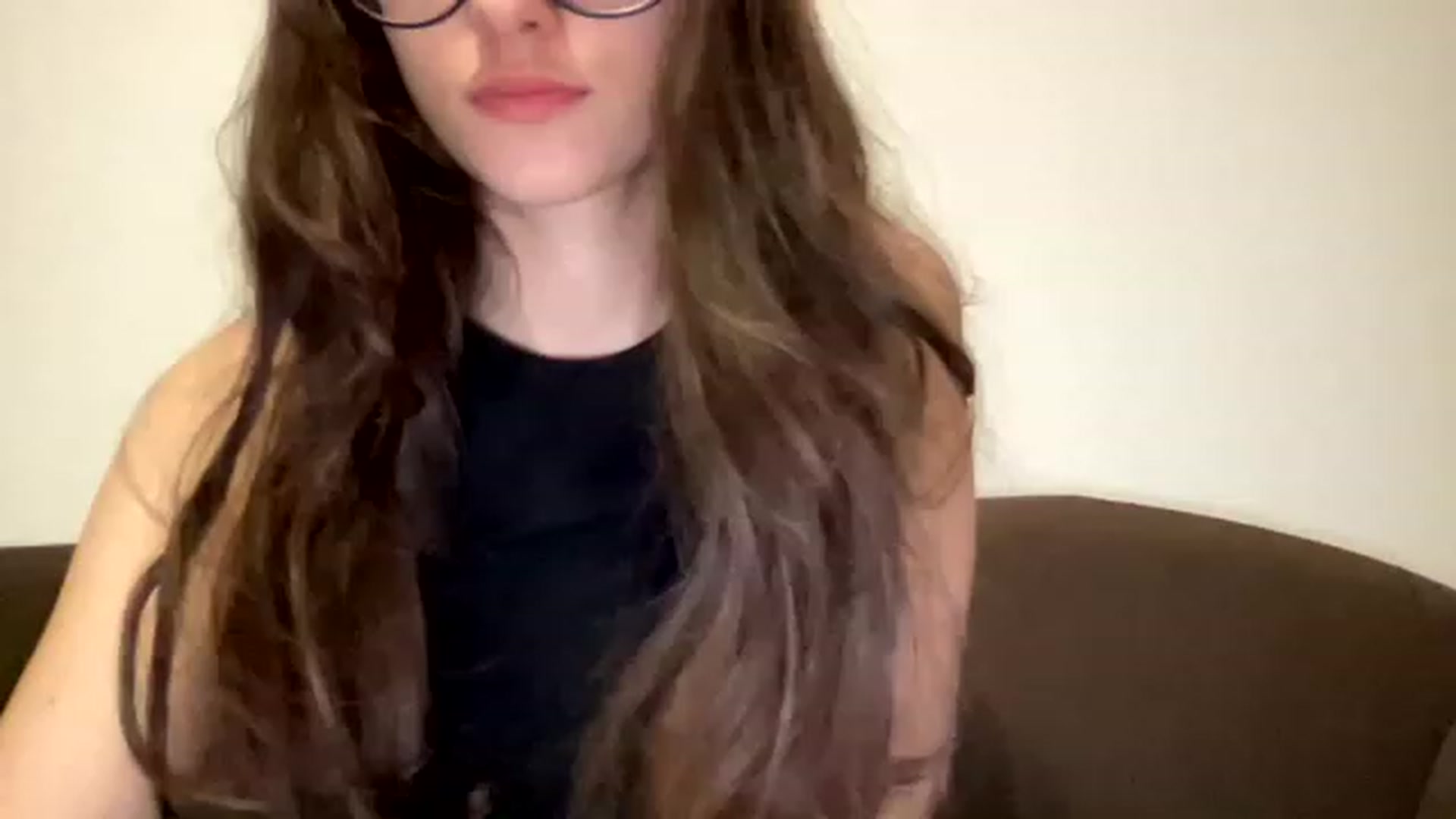 Gallery image thumbnail from Kiss_22's myfreecams stream on, 03/07/2023, 12:39 image 18 of 20