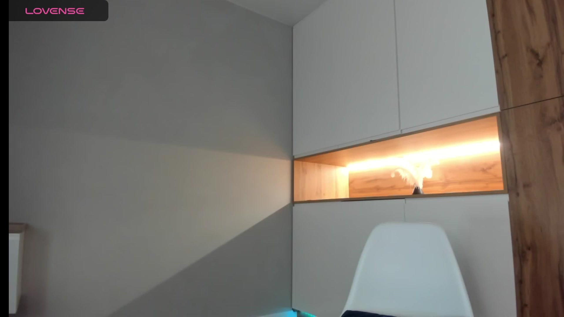 Gallery image thumbnail from Kiss_Kate's myfreecams stream on, 10/07/2023, 15:01 image 11 of 20