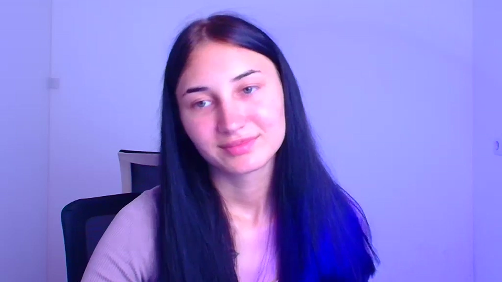 Gallery image thumbnail from Kiss_mia_'s myfreecams stream on, 07/30/2024, 16:51 image 14 of 20