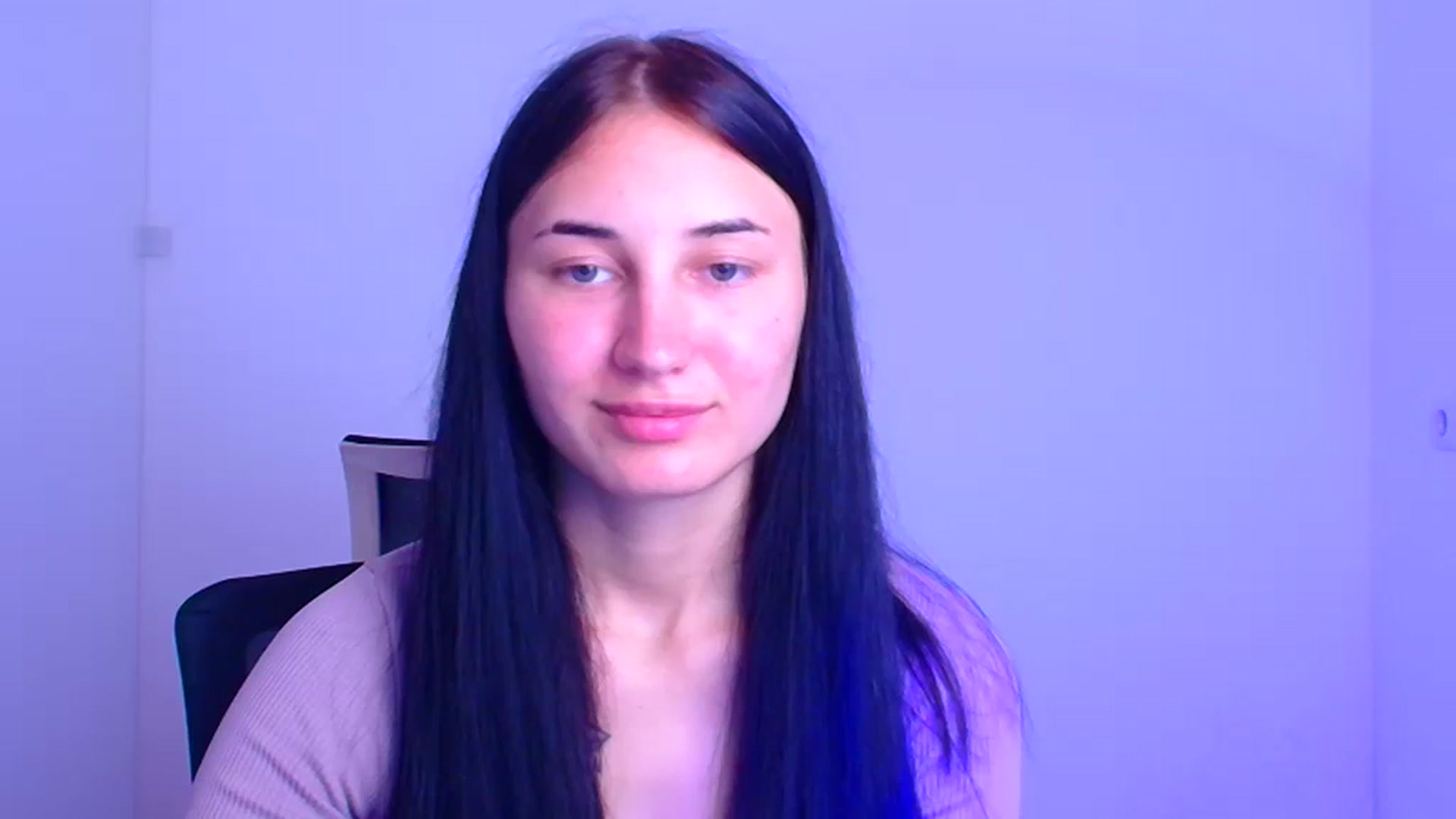 Gallery image thumbnail from Kiss_mia_'s myfreecams stream on, 07/30/2024, 16:51 image 15 of 20