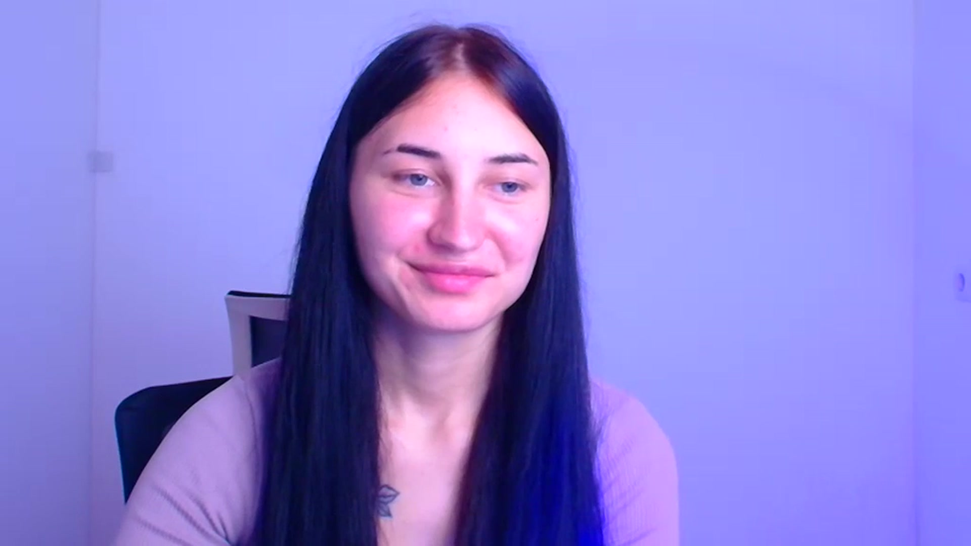 Gallery image thumbnail from Kiss_mia_'s myfreecams stream on, 07/30/2024, 16:51 image 13 of 20