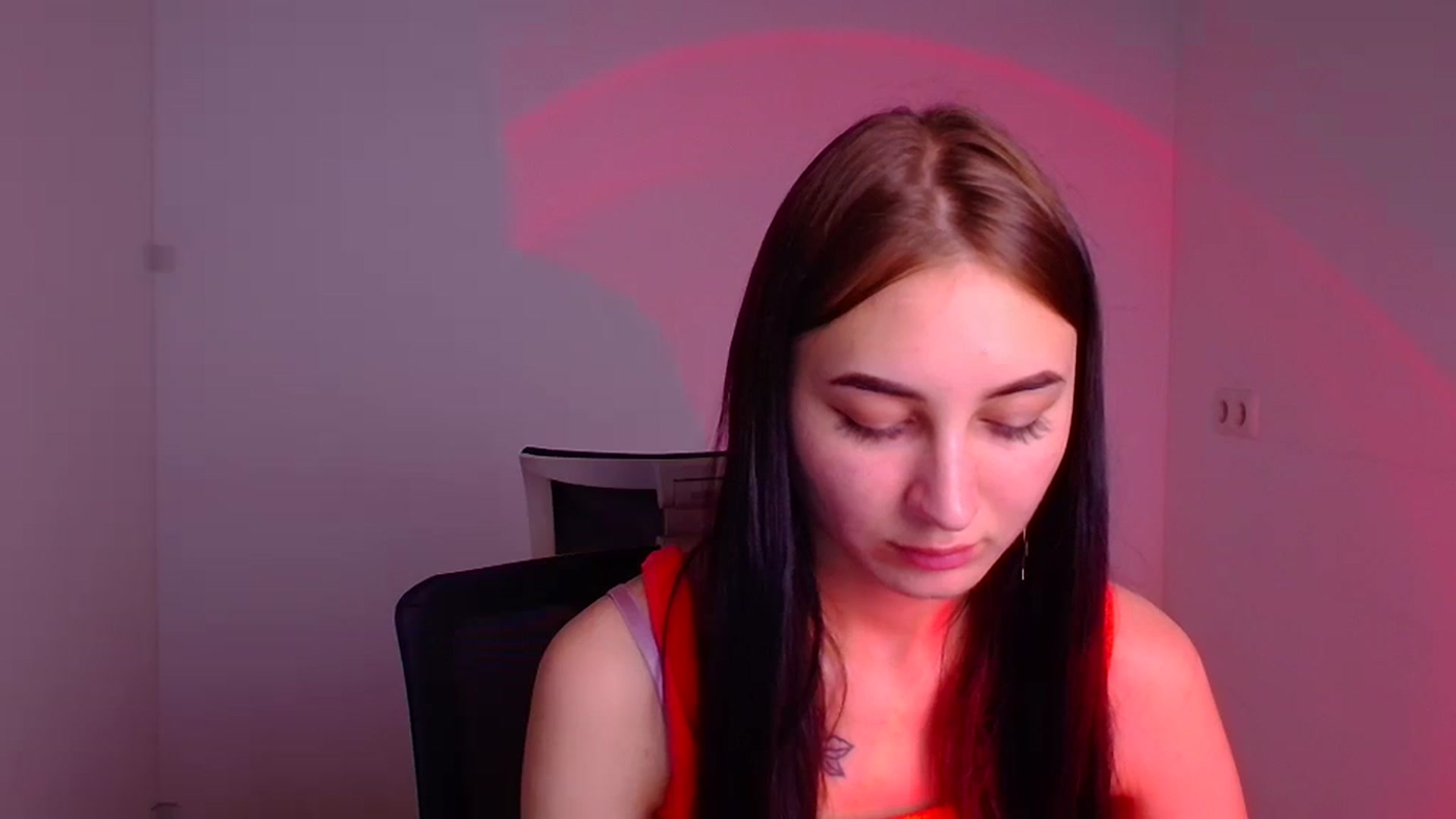 Gallery image thumbnail from Kiss_mia_'s myfreecams stream on, 12/02/2024, 11:46 image 2 of 20