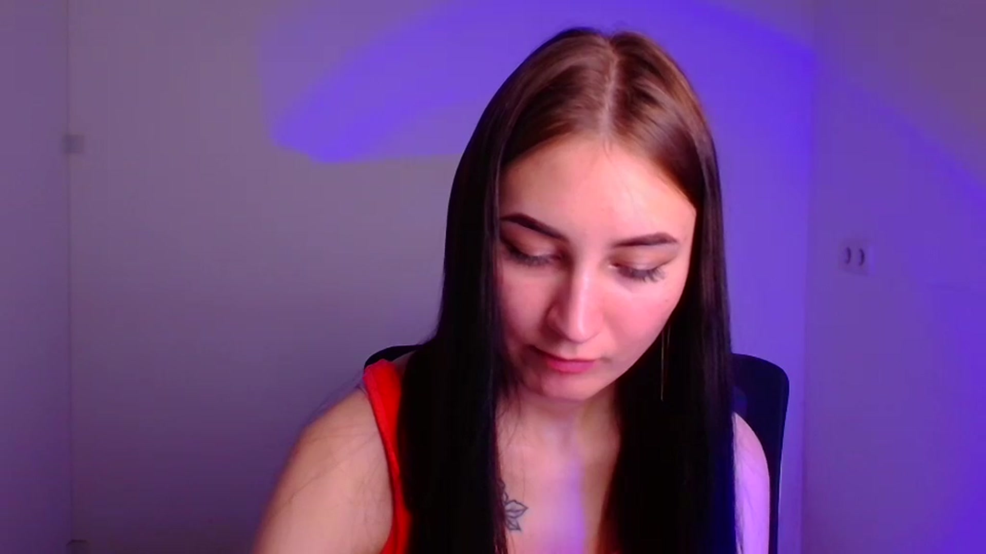 Gallery image thumbnail from Kiss_mia_'s myfreecams stream on, 12/02/2024, 11:46 image 17 of 20