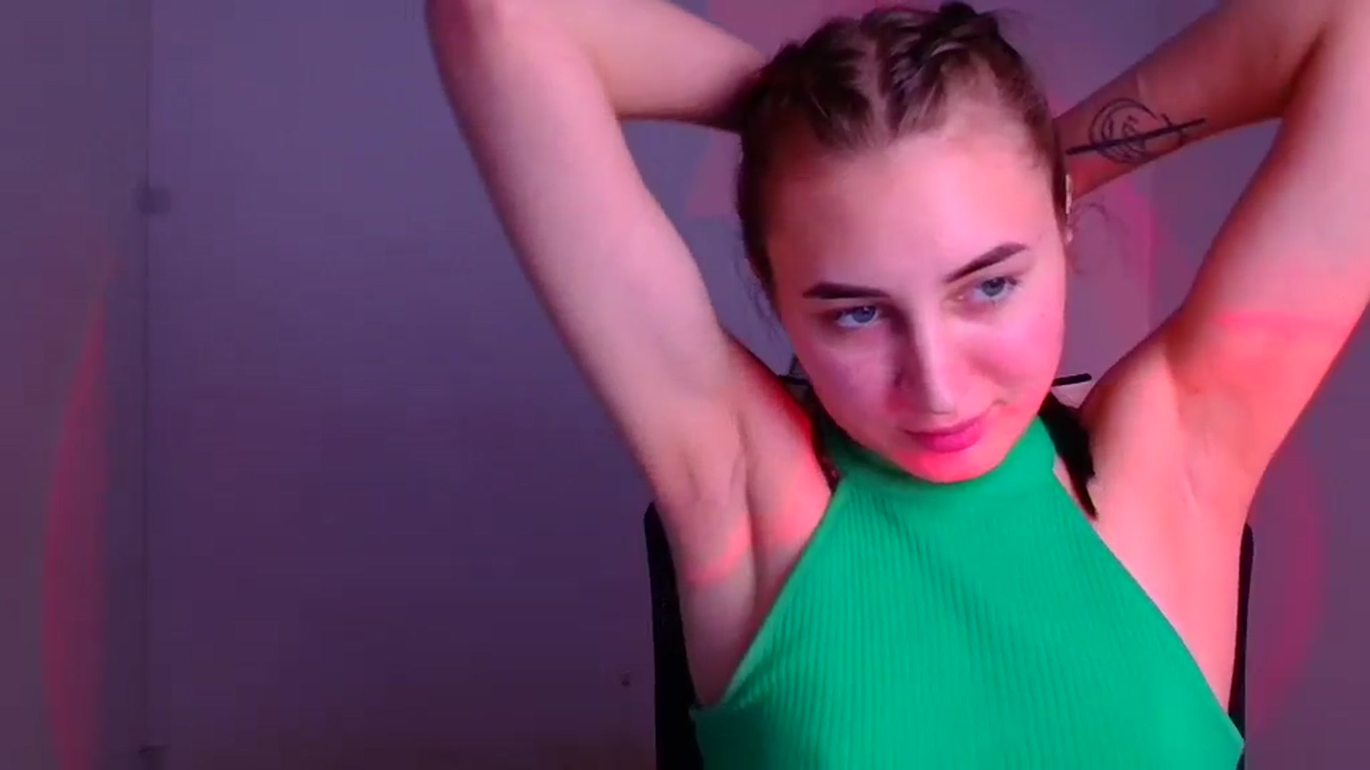 Gallery image thumbnail from Kiss_mia_'s myfreecams stream on, 12/05/2024, 11:34 image 19 of 20