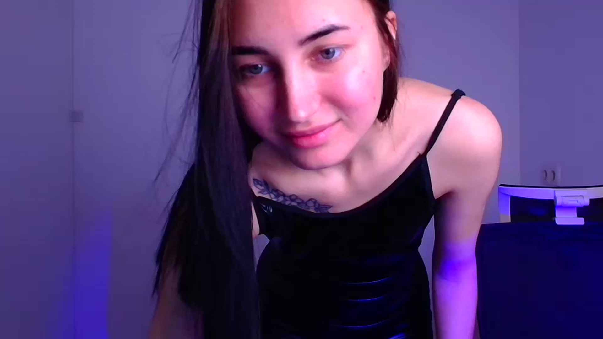 Gallery image thumbnail from Kiss_mia_'s myfreecams stream on, 12/09/2024, 09:17 image 19 of 20