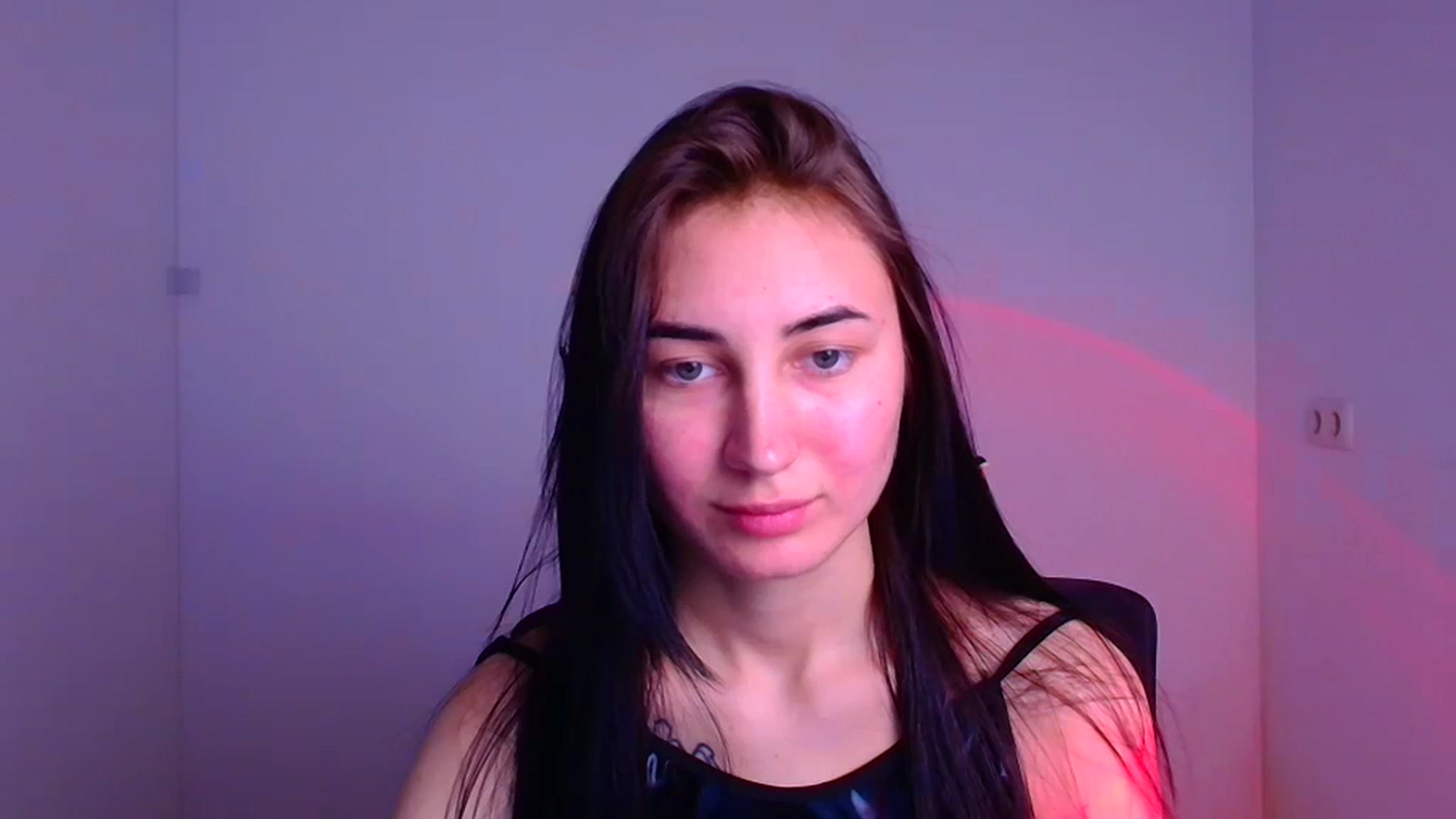 Gallery image thumbnail from Kiss_mia_'s myfreecams stream on, 12/09/2024, 09:17 image 11 of 20