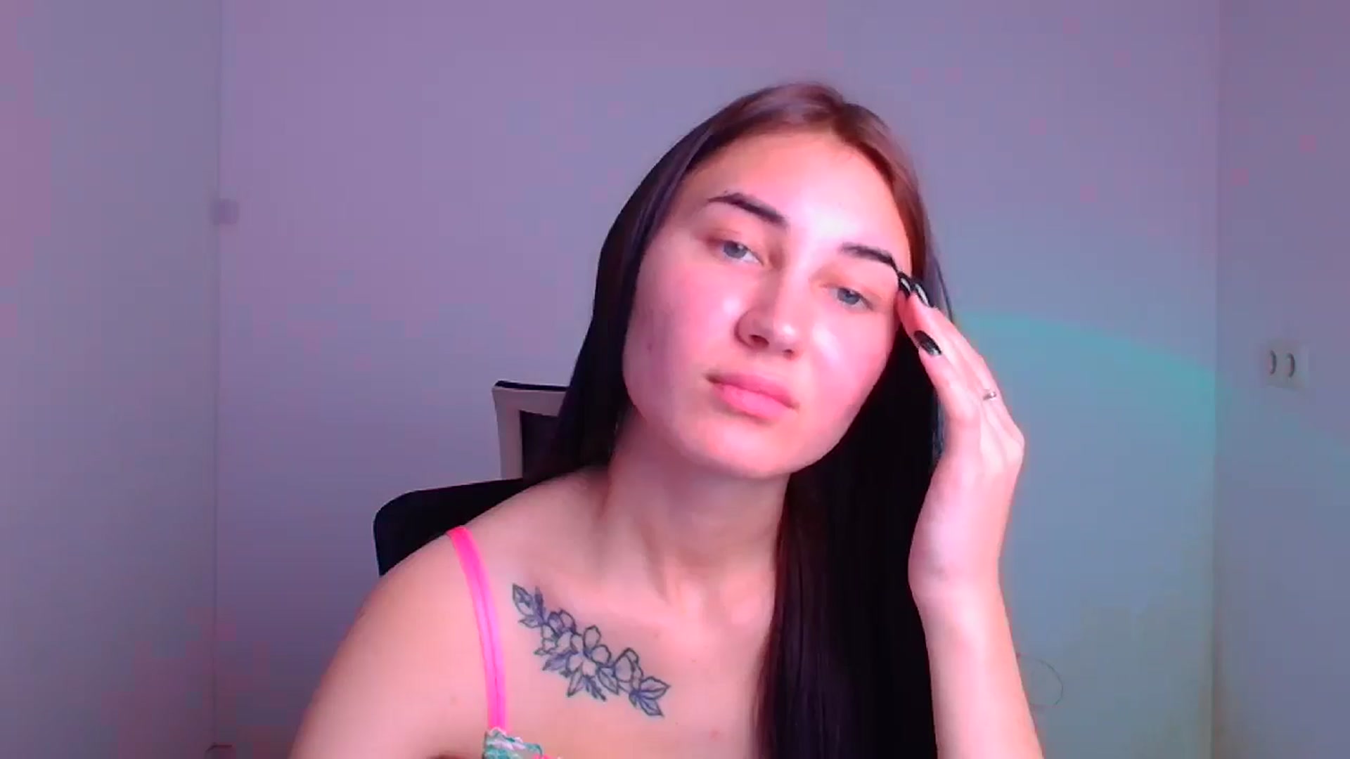 Gallery image thumbnail from Kiss_mia_'s myfreecams stream on, 12/10/2024, 10:44 image 15 of 20