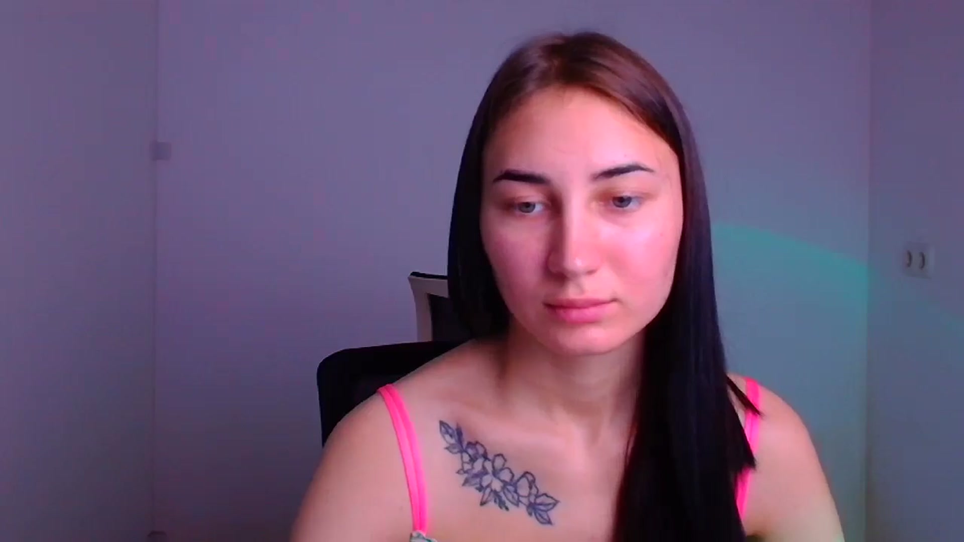Gallery image thumbnail from Kiss_mia_'s myfreecams stream on, 12/10/2024, 10:44 image 9 of 20