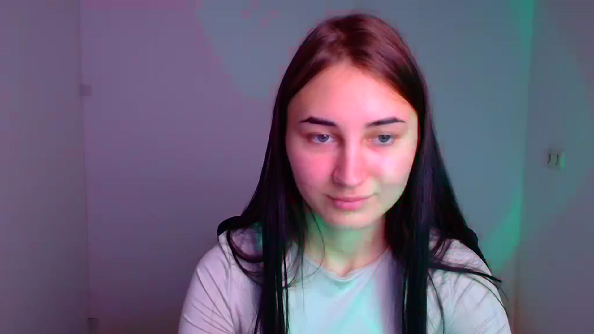 Gallery image thumbnail from Kiss_mia_'s myfreecams stream on, 12/12/2024, 11:37 image 14 of 20