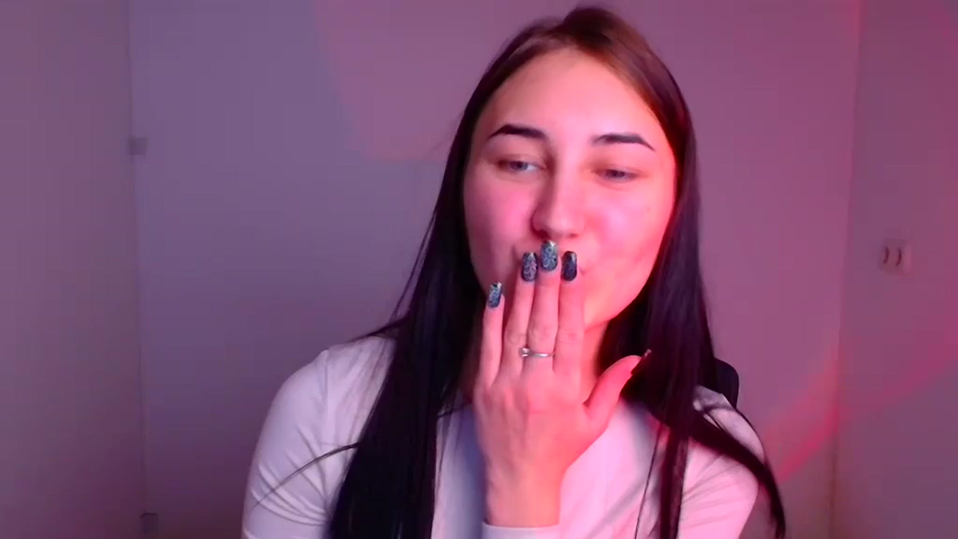 Gallery image thumbnail from Kiss_mia_'s myfreecams stream on, 12/12/2024, 11:37 image 1 of 20