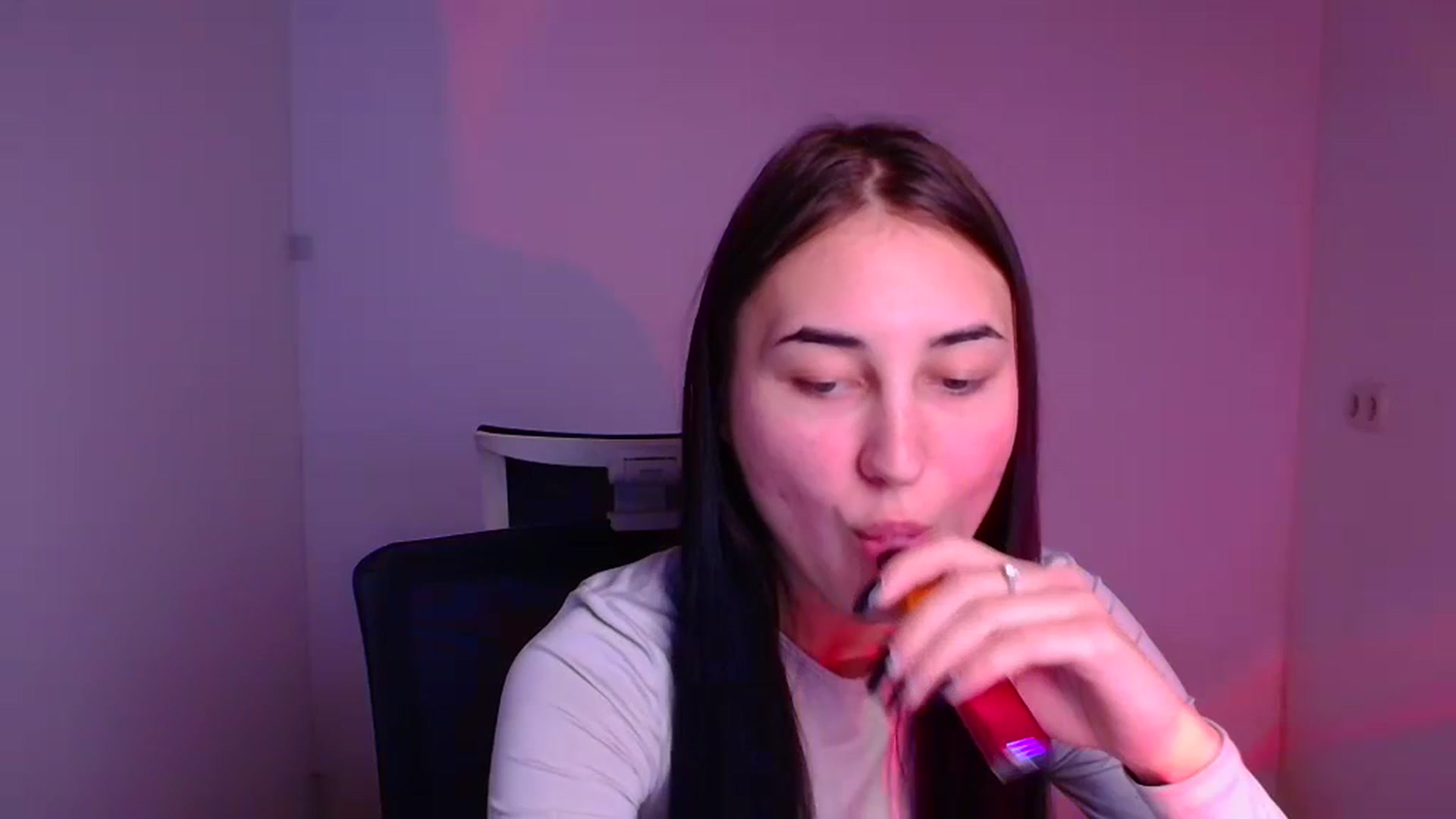 Gallery image thumbnail from Kiss_mia_'s myfreecams stream on, 12/13/2024, 11:38 image 1 of 20