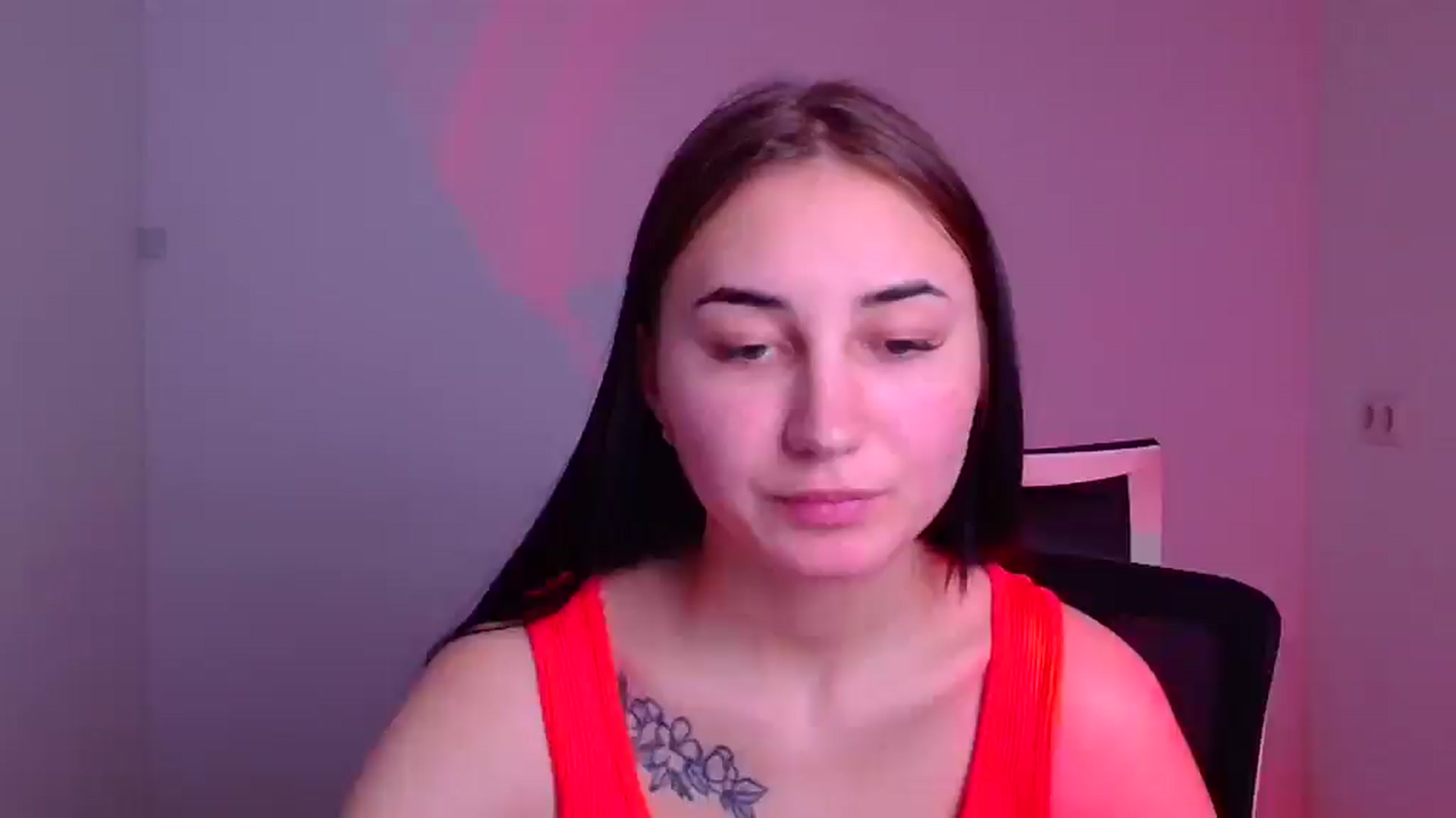Gallery image thumbnail from Kiss_mia_'s myfreecams stream on, 12/30/2024, 11:32 image 20 of 20