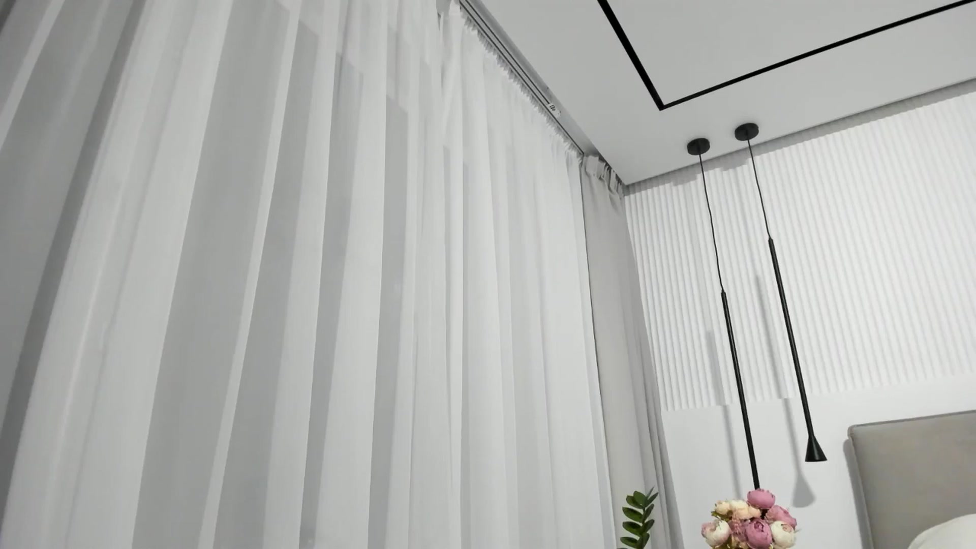 Gallery image thumbnail from KissableAsian's myfreecams stream on, 03/24/2025, 20:27 image 14 of 20