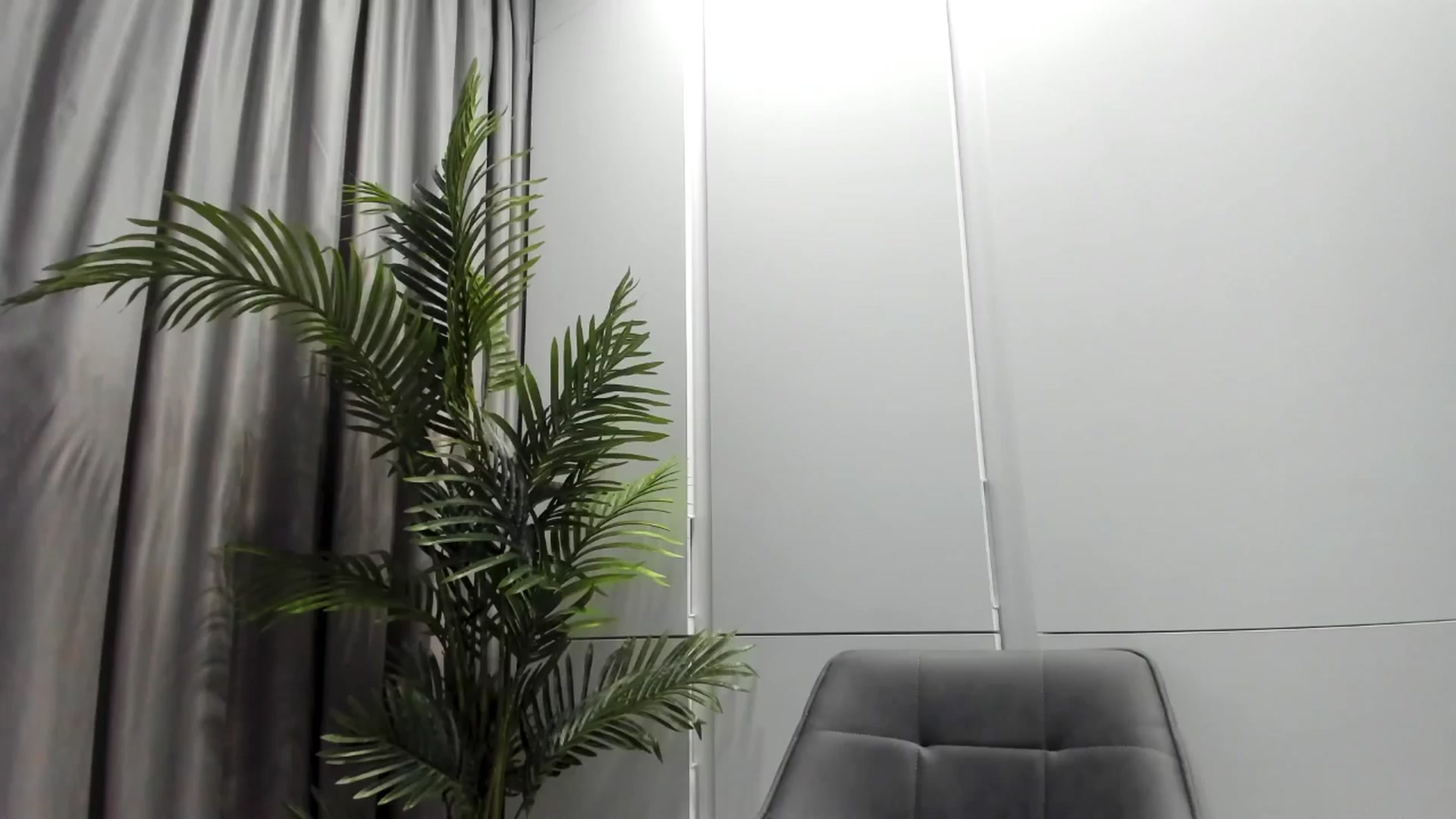 Gallery image thumbnail from KissableAsian's myfreecams stream on, 03/27/2025, 13:05 image 20 of 20