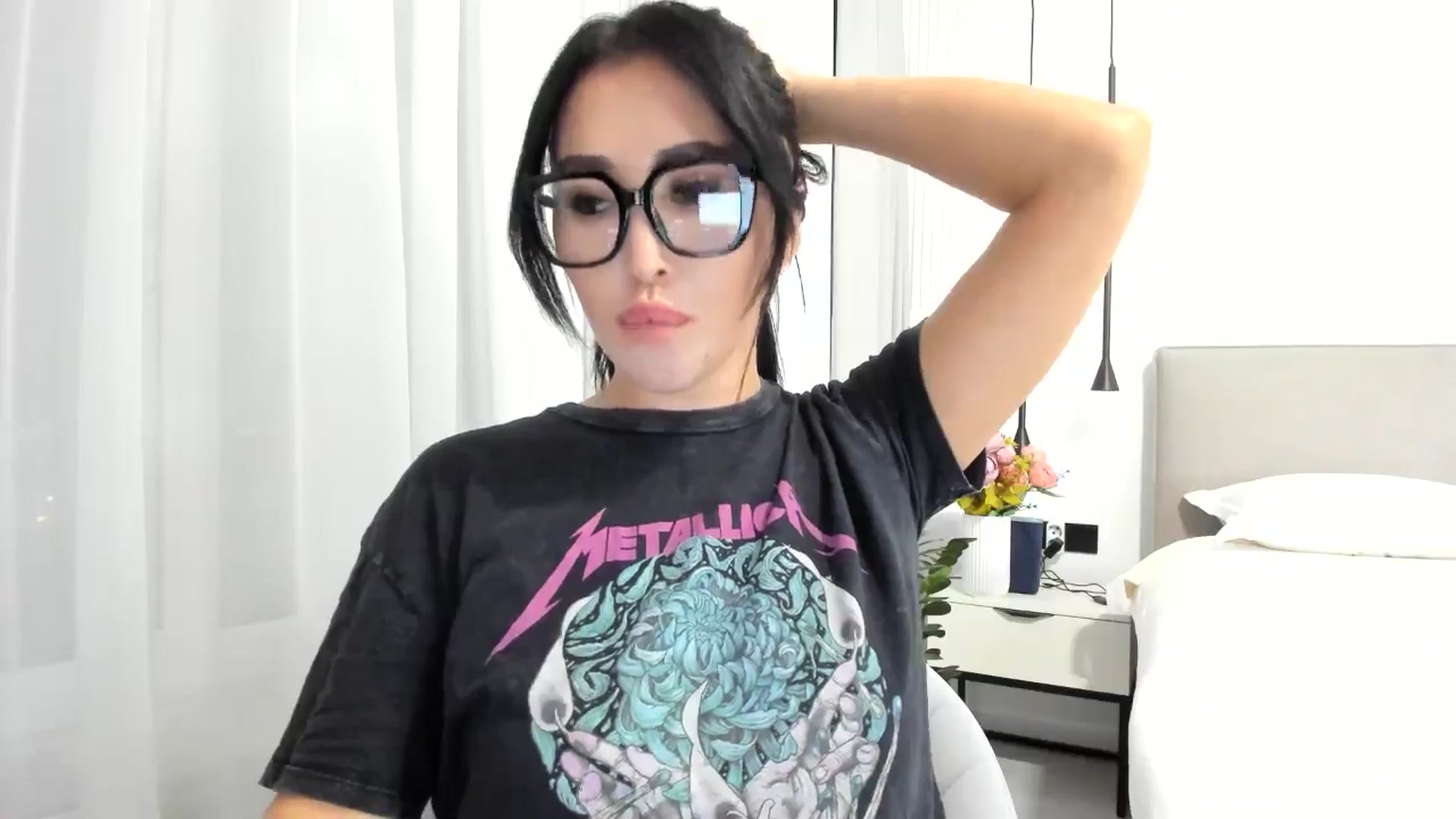 Gallery image thumbnail from KissableAsian's myfreecams stream on, 04/03/2025, 21:02 image 19 of 20