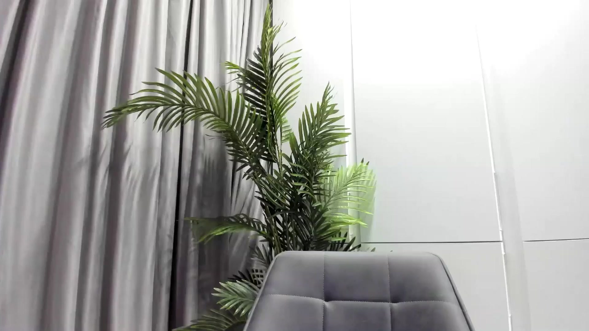 Gallery image thumbnail from KissableAsian's myfreecams stream on, 04/07/2025, 18:41 image 5 of 20