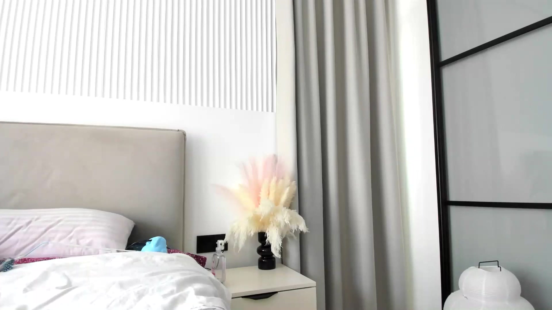 Gallery image thumbnail from KissableAsian's myfreecams stream on, 04/11/2025, 14:35 image 20 of 20