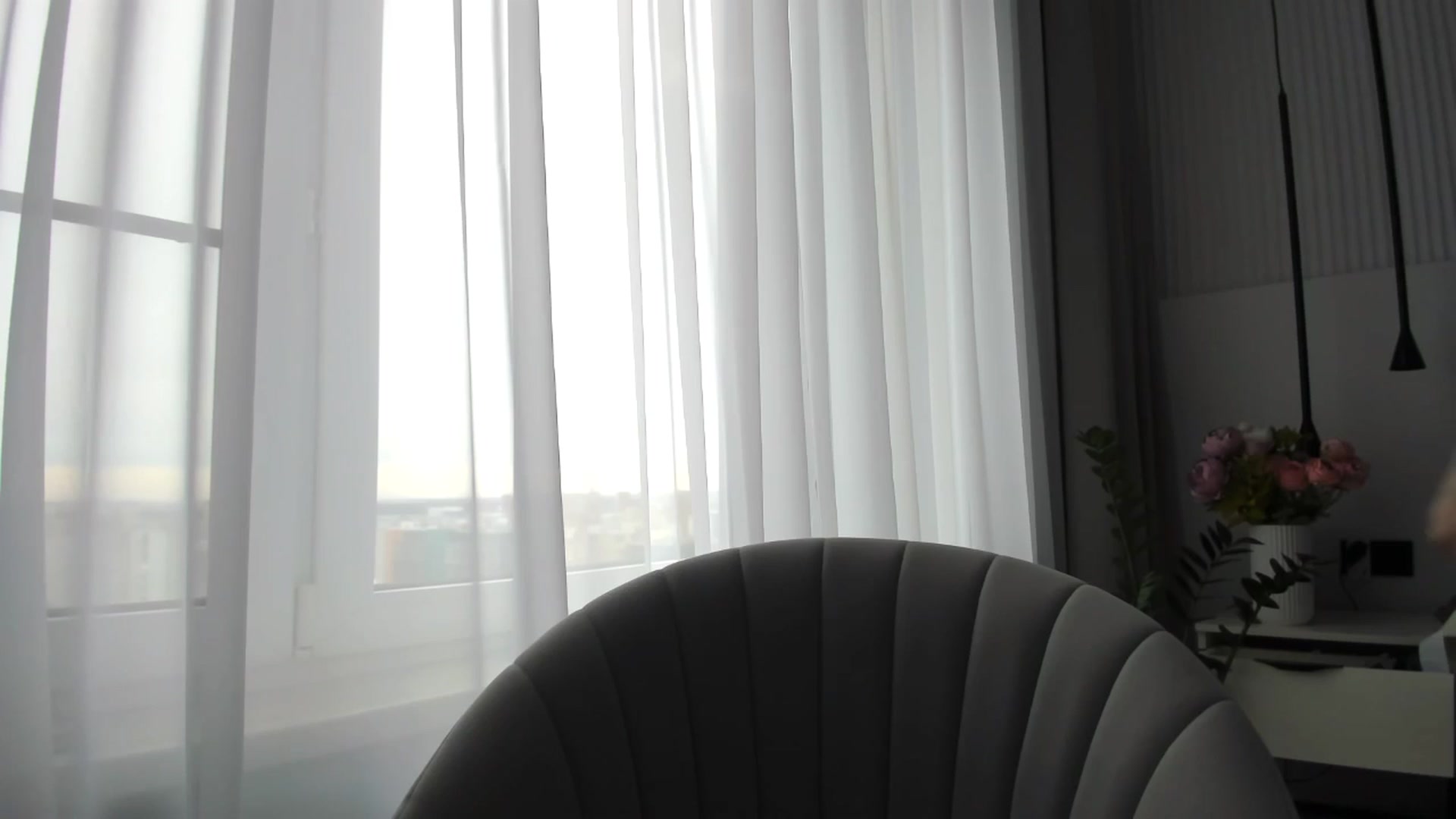 Gallery image thumbnail from KissableAsian's myfreecams stream on, 04/12/2025, 16:17 image 2 of 20