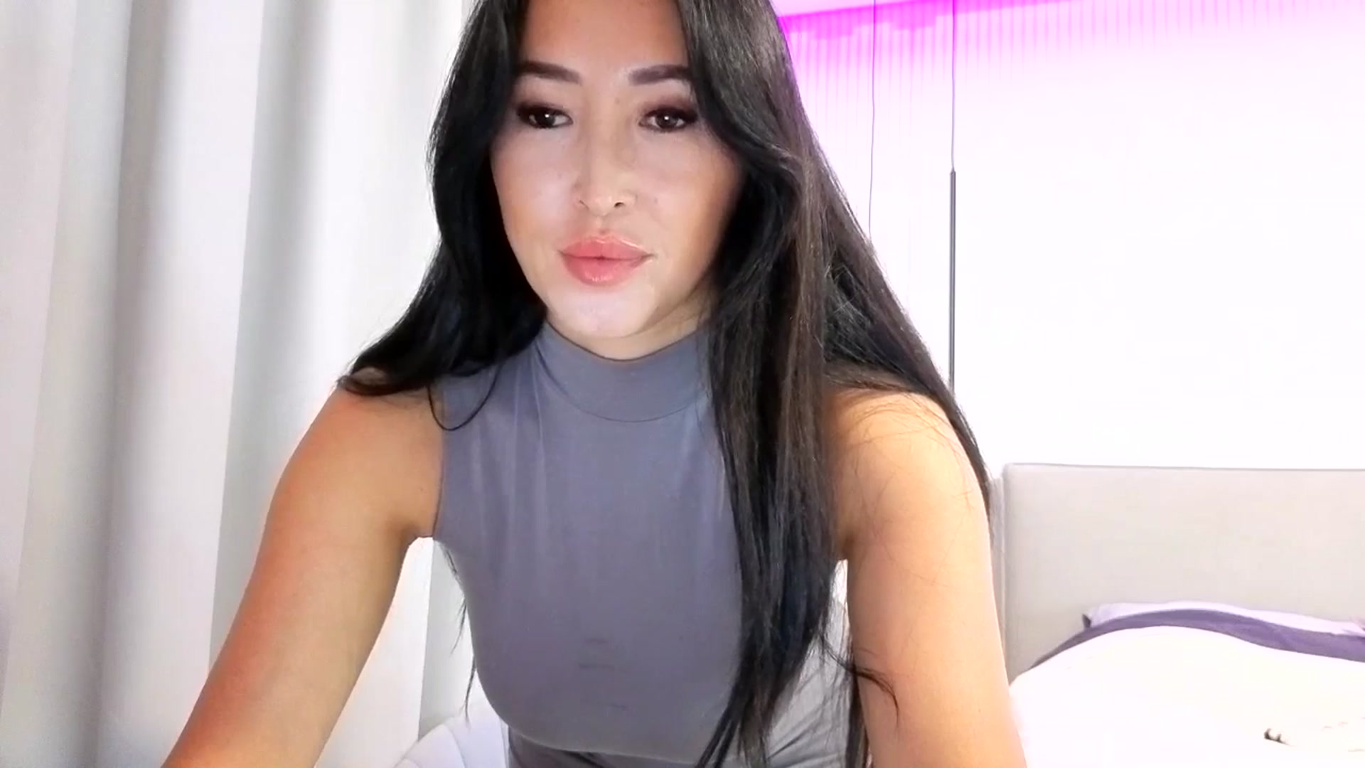 Gallery image thumbnail from KissableAsian's myfreecams stream on, 08/26/2025, 21:30 image 6 of 20