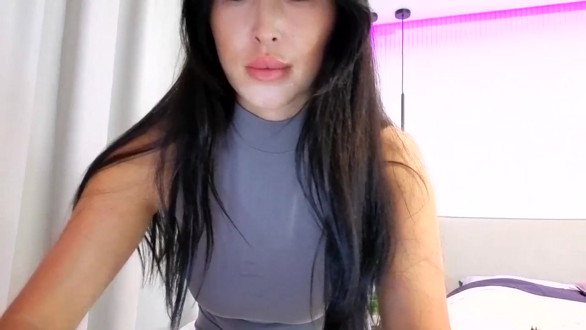 Gallery image thumbnail from KissableAsian's myfreecams stream on, 08/26/2025, 21:30 image 17 of 20