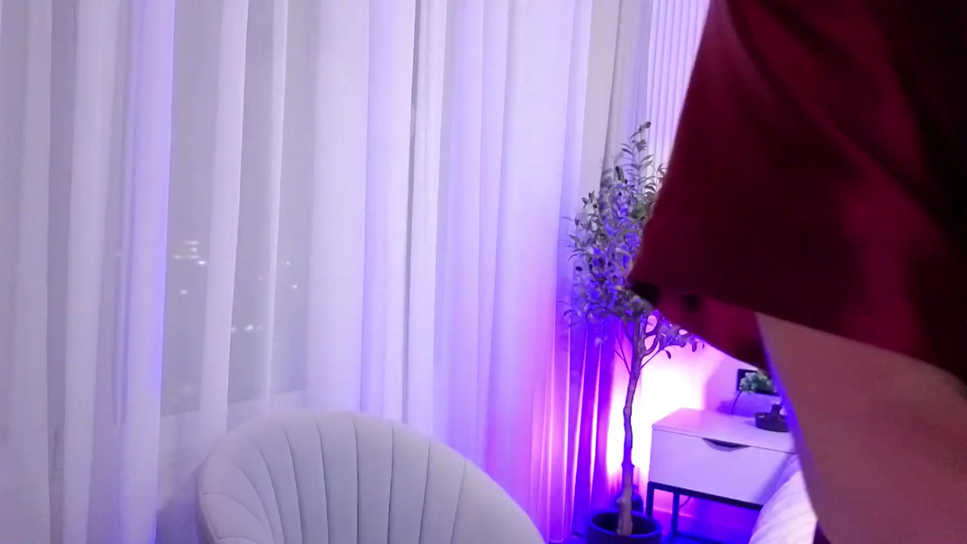 Gallery image thumbnail from KissableAsian's myfreecams stream on, 09/20/2025, 19:53 image 10 of 20