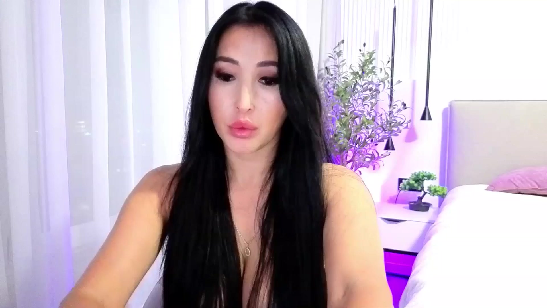 Gallery image thumbnail from KissableAsian's myfreecams stream on, 09/20/2025, 21:05 image 16 of 20