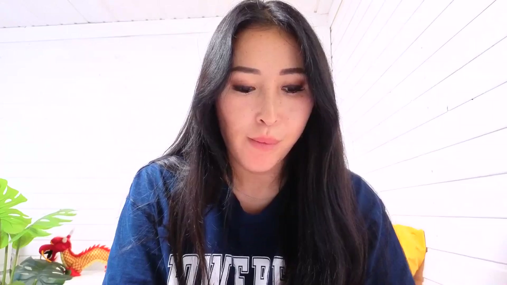 Gallery image thumbnail from KissableAsian's myfreecams stream on, 10/24/2025, 12:53 image 16 of 20