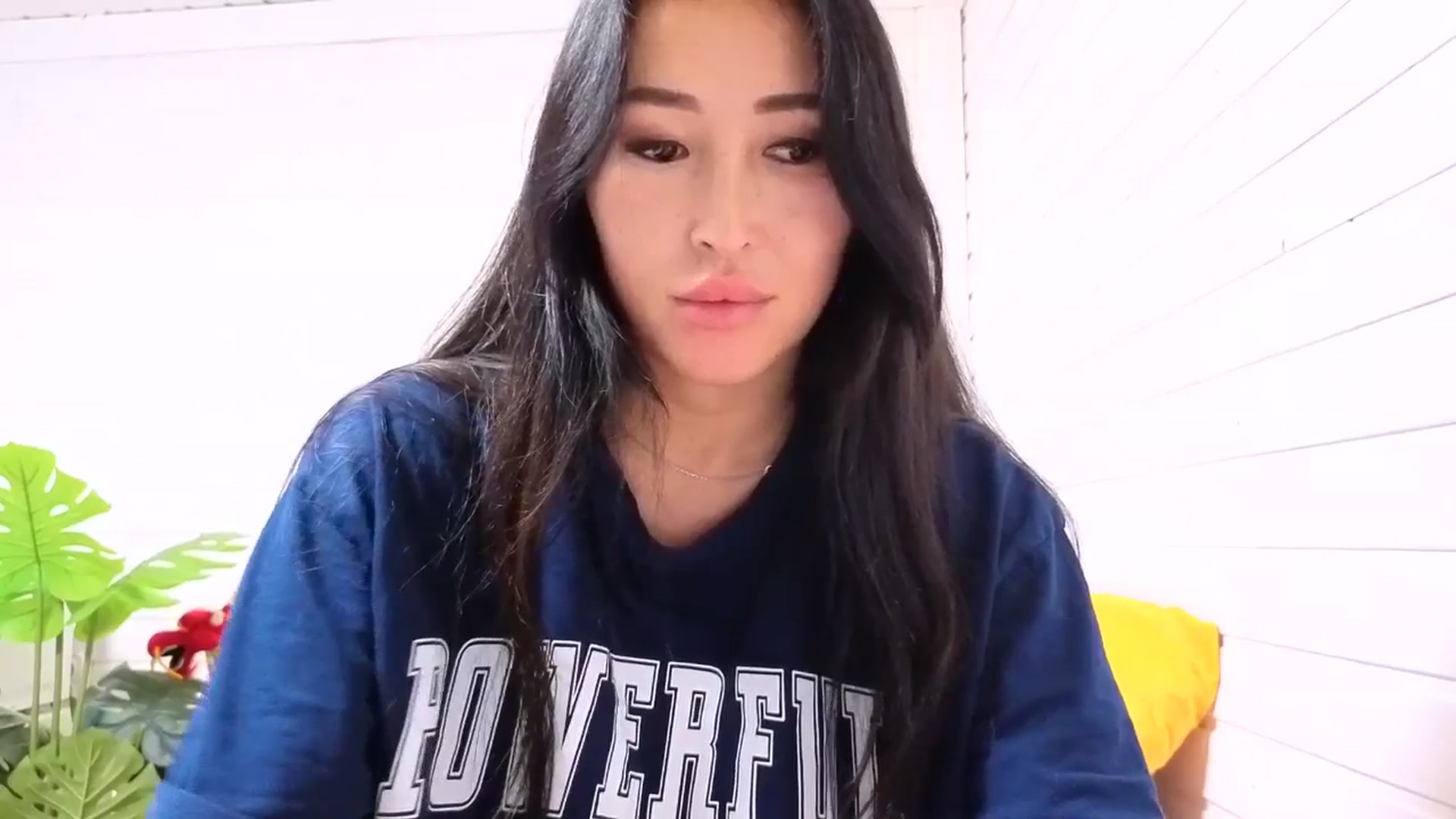 Gallery image thumbnail from KissableAsian's myfreecams stream on, 10/24/2025, 13:24 image 7 of 20