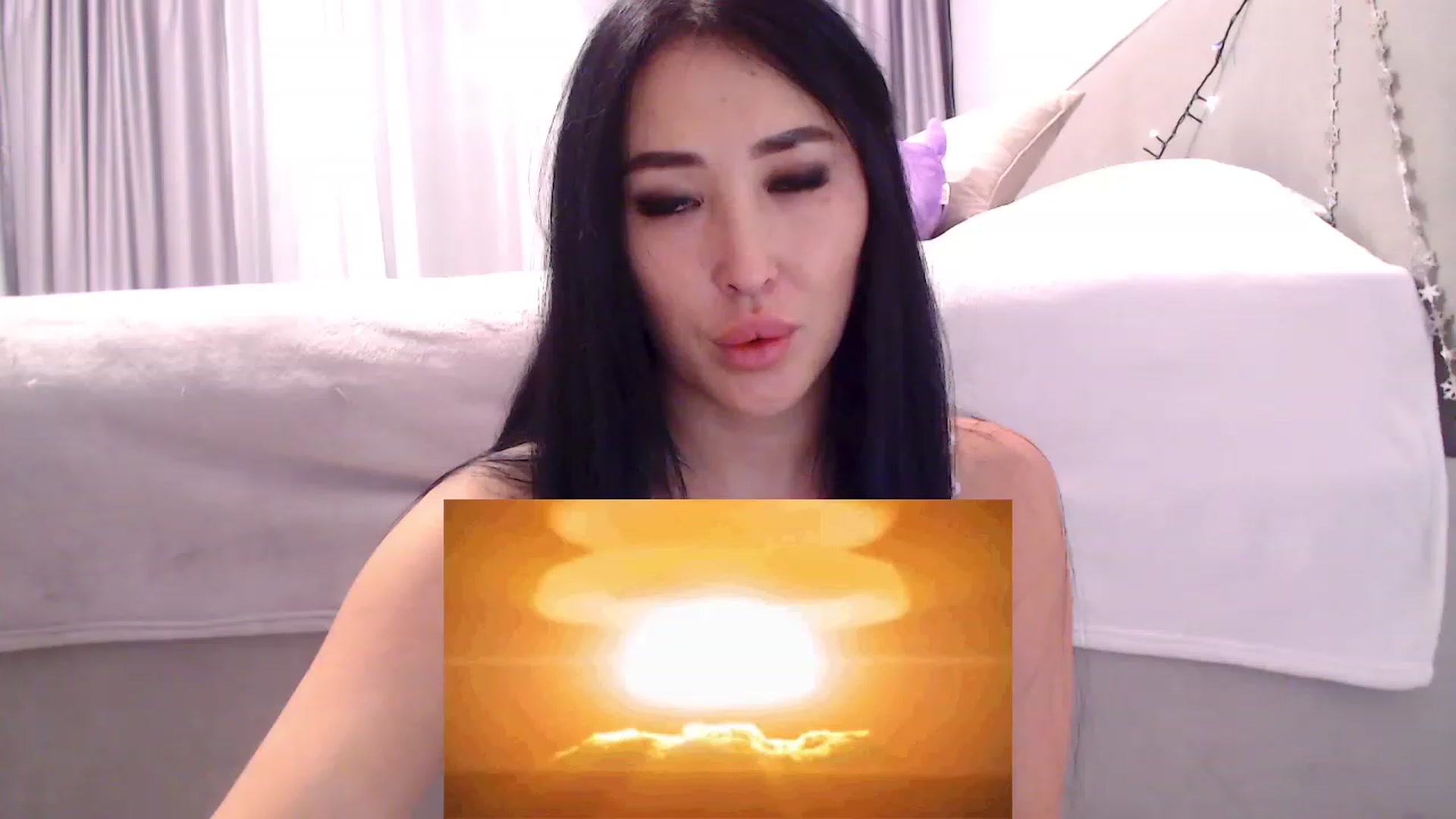 Gallery image thumbnail from Kissable_'s myfreecams stream on, 12/10/2022, 17:24 image 16 of 20