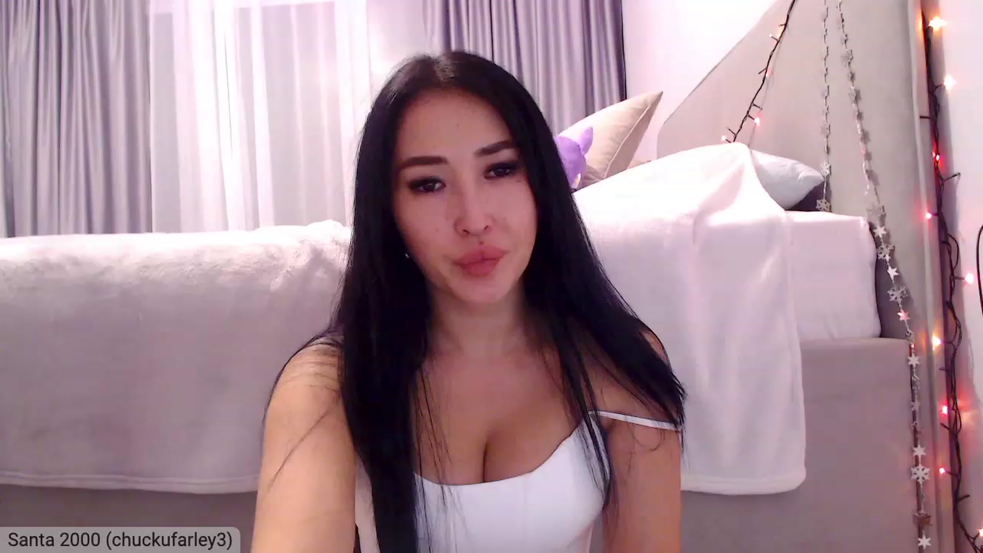 Gallery image thumbnail from Kissable_'s myfreecams stream on, 12/10/2022, 22:53 image 2 of 20