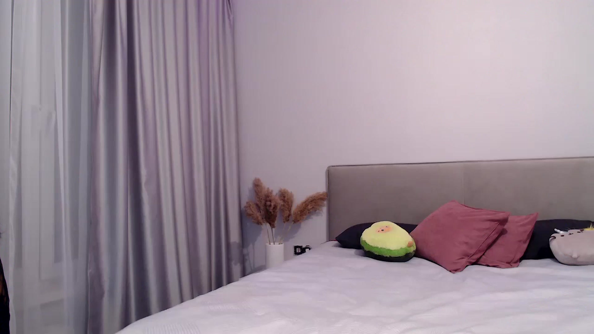 Gallery image thumbnail from Kissable_'s myfreecams stream on, 02/04/2023, 19:47 image 4 of 20