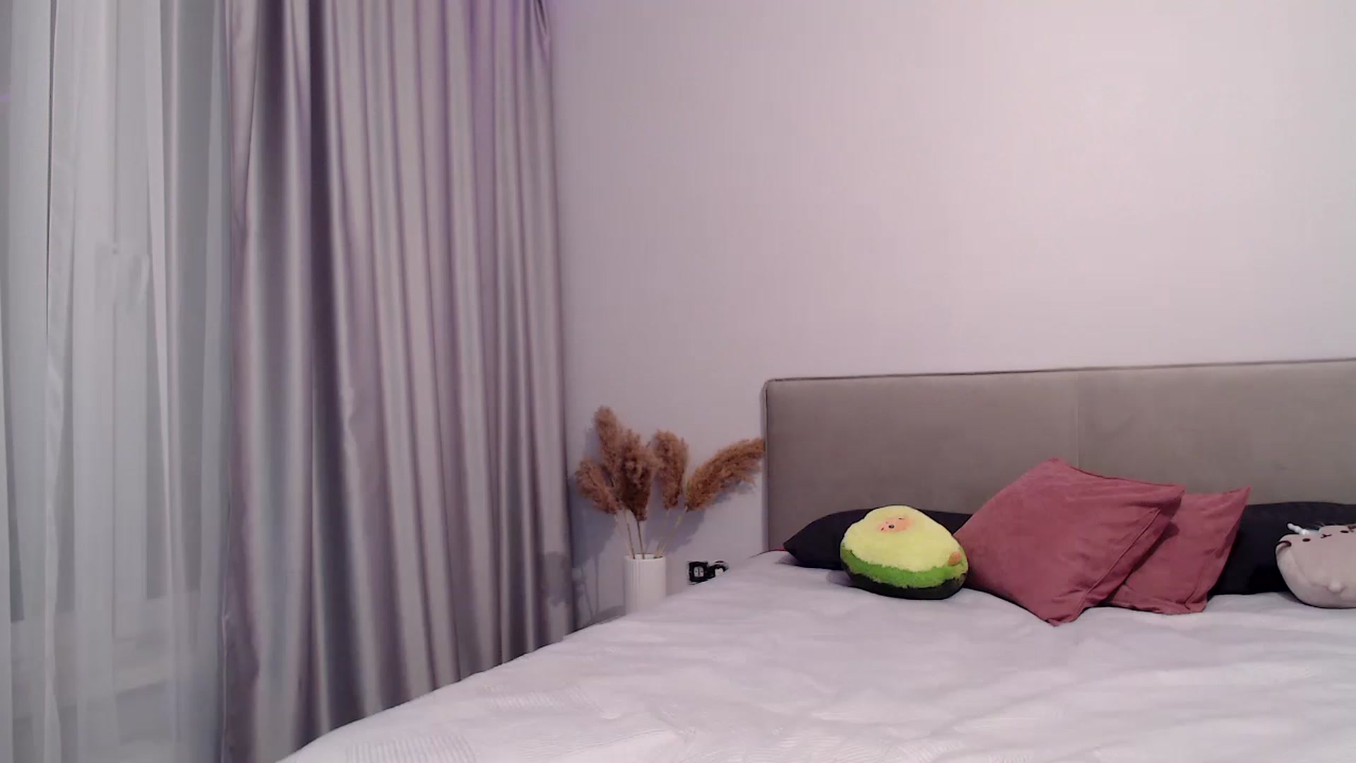 Gallery image thumbnail from Kissable_'s myfreecams stream on, 02/04/2023, 19:47 image 6 of 20