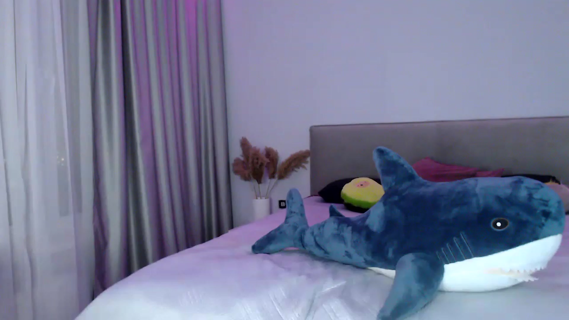 Gallery image thumbnail from Kissable_'s myfreecams stream on, 02/04/2023, 23:23 image 9 of 20