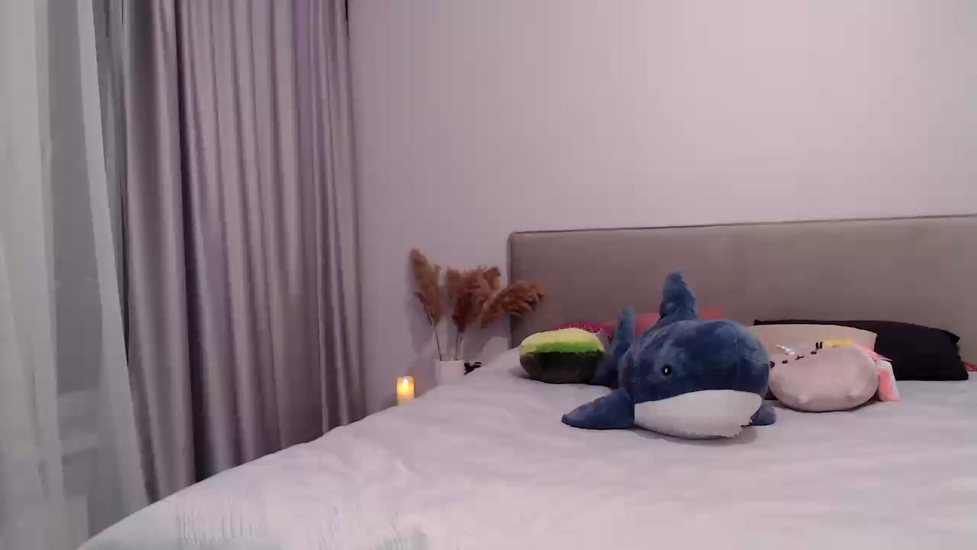 Gallery image thumbnail from Kissable_'s myfreecams stream on, 02/05/2023, 19:27 image 20 of 20