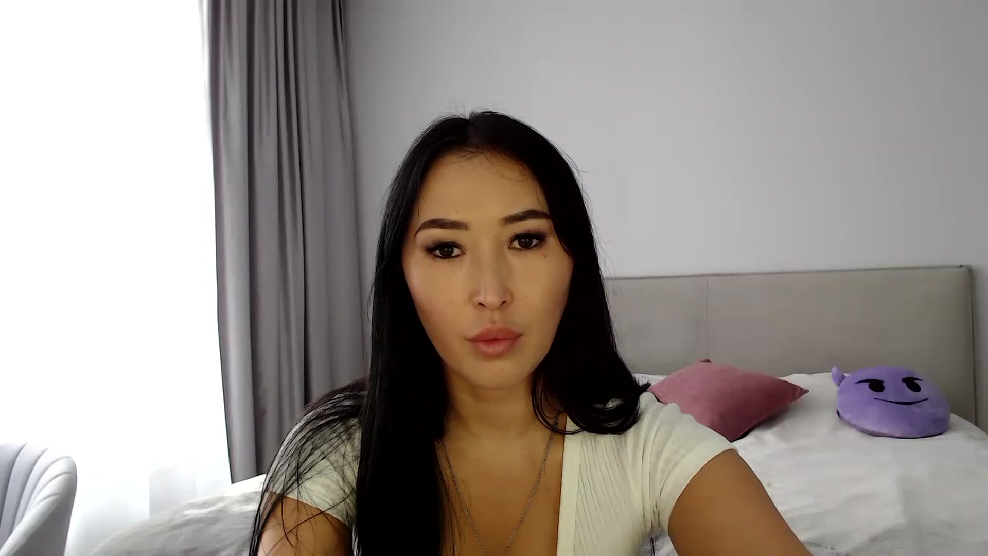 Gallery image thumbnail from Kissable_'s myfreecams stream on, 03/03/2023, 11:09 image 14 of 20