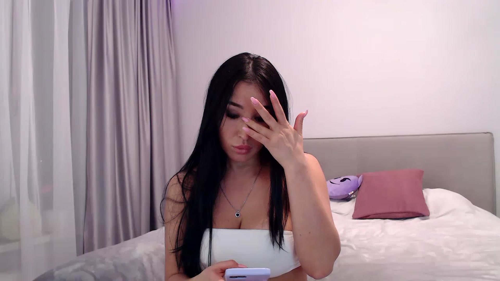 Gallery image thumbnail from Kissable_'s myfreecams stream on, 03/04/2023, 19:59 image 16 of 20