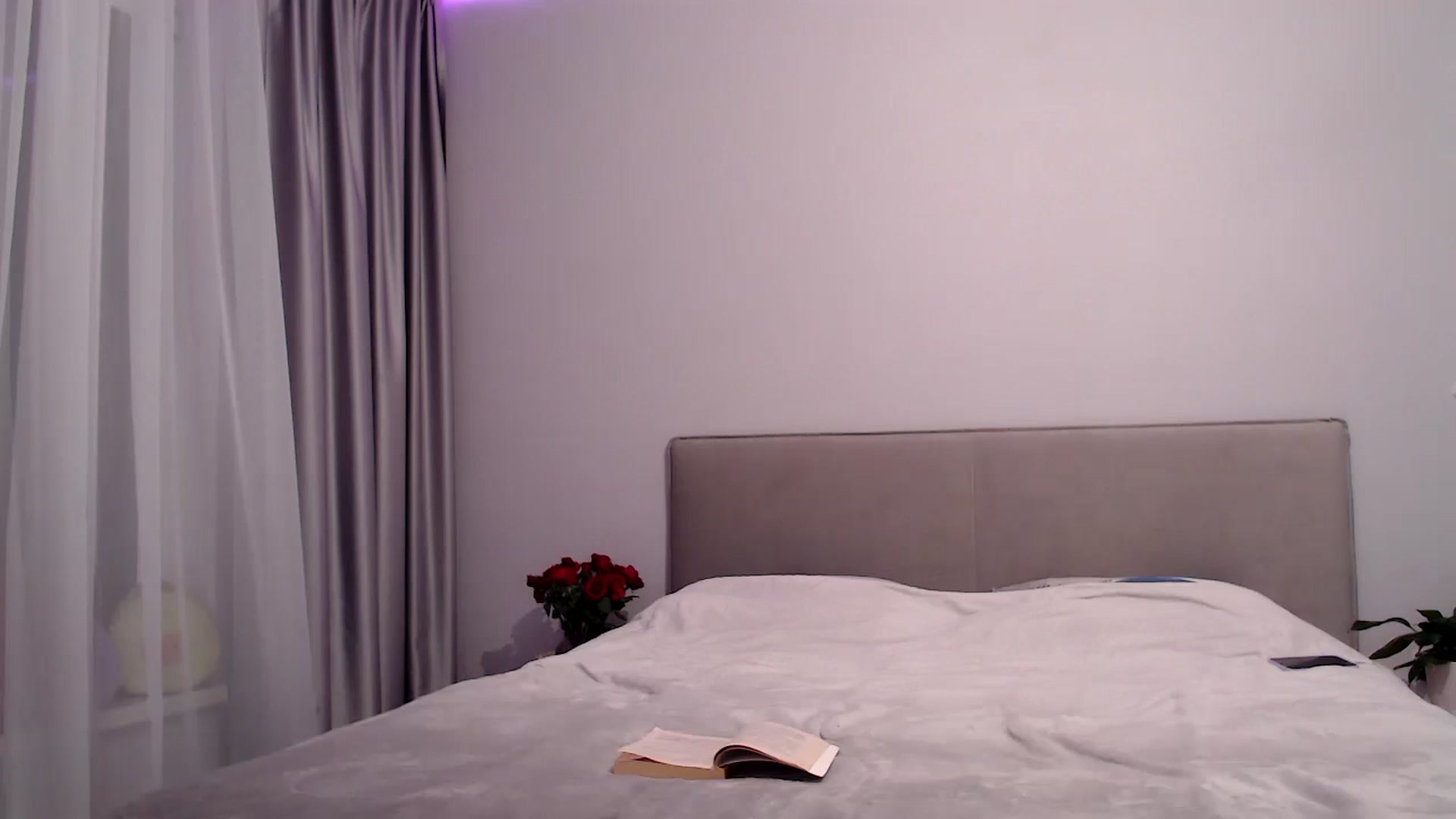 Gallery image thumbnail from Kissable_'s myfreecams stream on, 03/11/2023, 17:37 image 1 of 20
