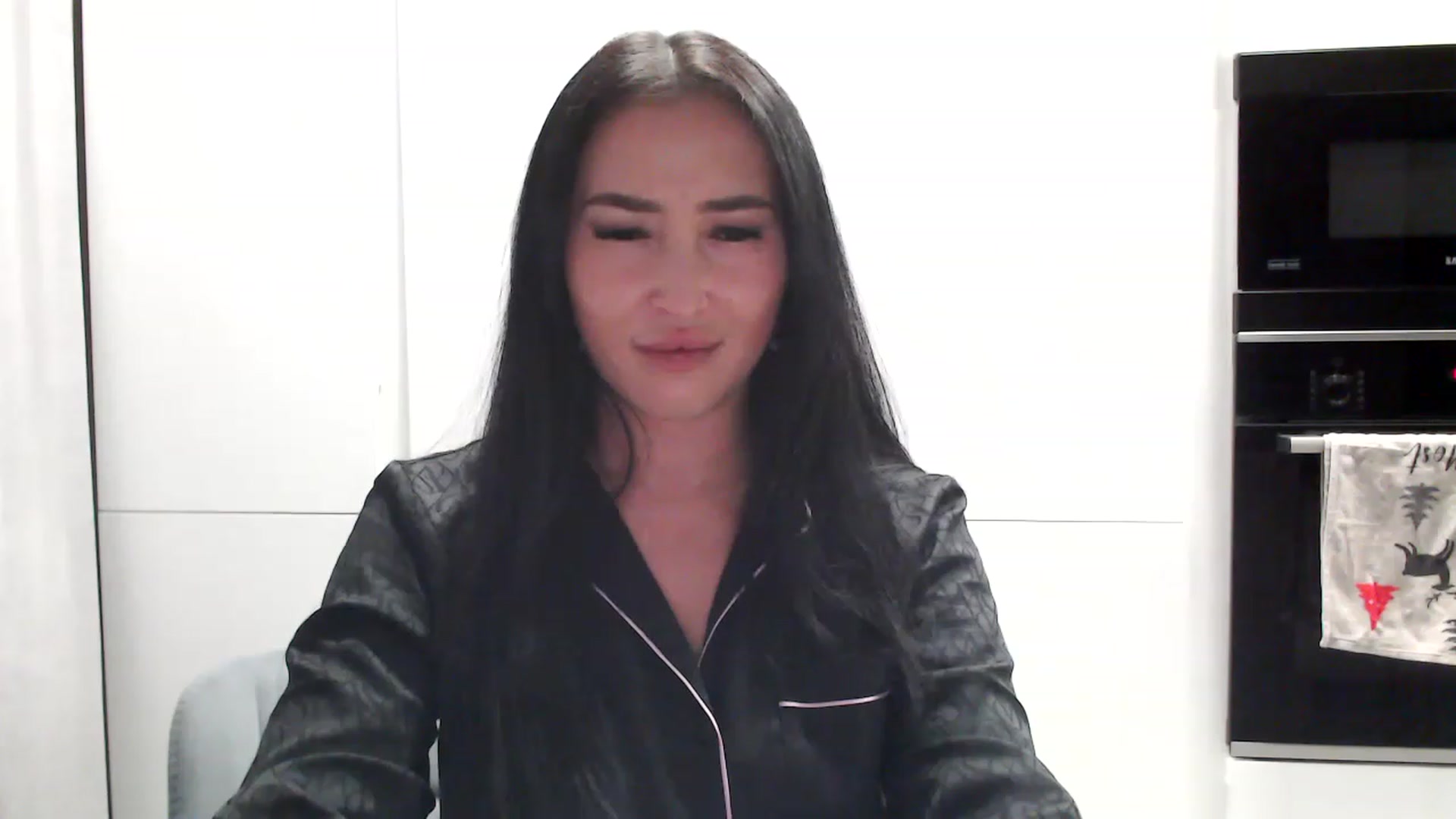 Gallery image thumbnail from Kissable_'s myfreecams stream on, 03/25/2023, 23:08 image 11 of 20